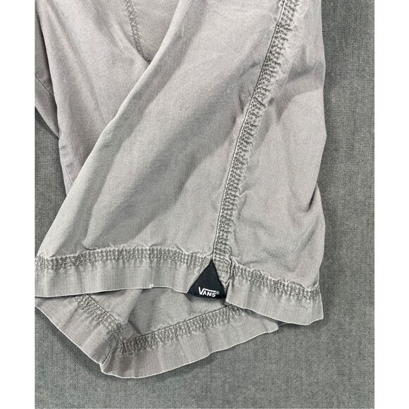 Vans Shorts‎ Mens 32 Gray Casual Outdoor Skater Style Lightweight Summer Y2K - Picture 9 of 13